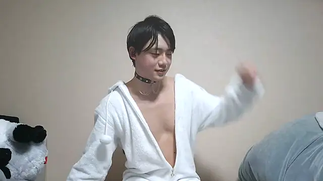 Snapshot of nunnun00 chatting on 03/13/25, 11:51 nunnun00 online show from 03/13/25, 11:51