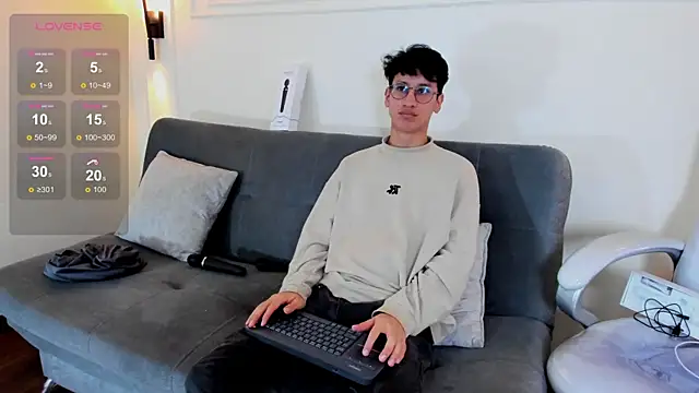 Cum hunters online show from 11/13/25, 03:16