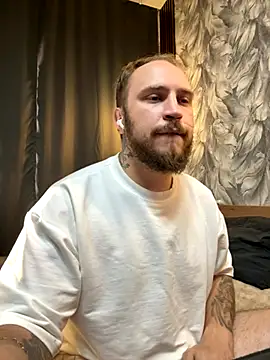 Snapshot of _XxX-XxX_ chatting on 09/20/25, 02:51 XxX-XxX online show from 09/20/25, 02:51