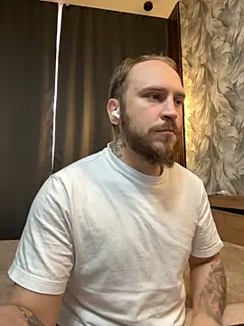 Snapshot of _XxX-XxX_ chatting on 09/22/25, 03:14 XxX-XxX online show from 09/22/25, 03:14