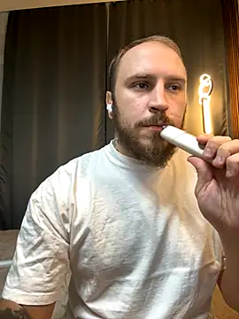 Snapshot of _XxX-XxX_ chatting on 09/24/25, 05:16 XxX-XxX online show from 09/24/25, 05:16