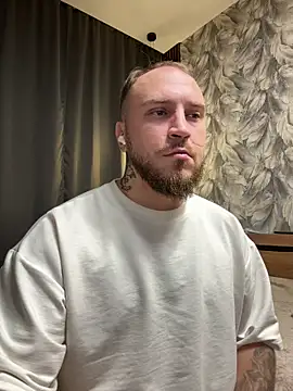 Snapshot of _XxX-XxX_ chatting on 10/09/25, 09:24 XxX-XxX online show from 10/09/25, 09:24