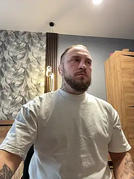 Snapshot of _XxX-XxX_ chatting on 10/21/25, 06:36 XxX-XxX online show from 10/21/25, 06:36