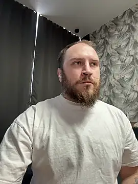 Snapshot of _XxX-XxX_ chatting on 03/11/26, 11:27 XxX-XxX online show from 03/11/26, 11:27
