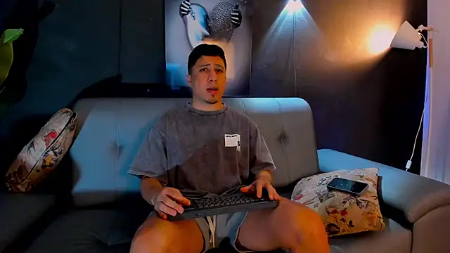 Snapshot of Fraannco chatting on 01/24/25, 08:54 Fraannco online show from 01/24/25, 08:54