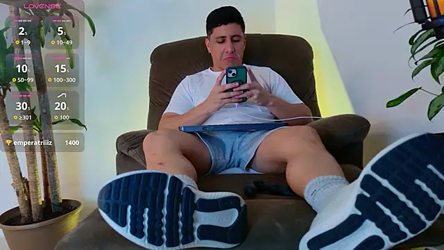 Snapshot of Fraannco chatting on 10/01/25, 09:10 Fraannco online show from 10/01/25, 09:10