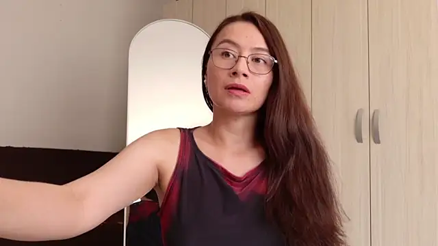 Andrewine89 online show from 07/06/26, 08:44