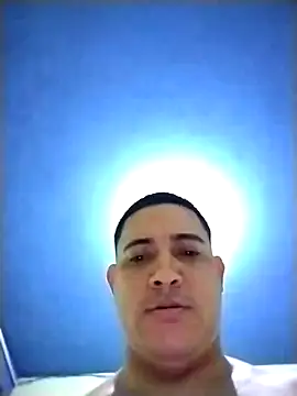 Snapshot of Josejotacamargo chatting on 01/23/25, 01:08 Josejotacamargo online show from 01/23/25, 01:08