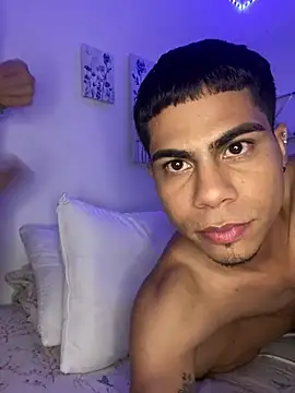 Snapshot of Dannytwinksxxx chatting on 06/03/26, 02:58 Dannytwinksxxx online show from 06/03/26, 02:58