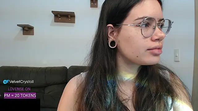 crystalll room online show from 09/25/25, 06:50