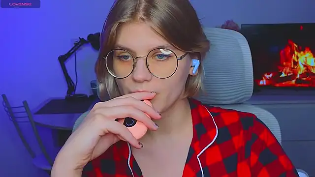  JessieVibes online show from 02/16/25, 04:42