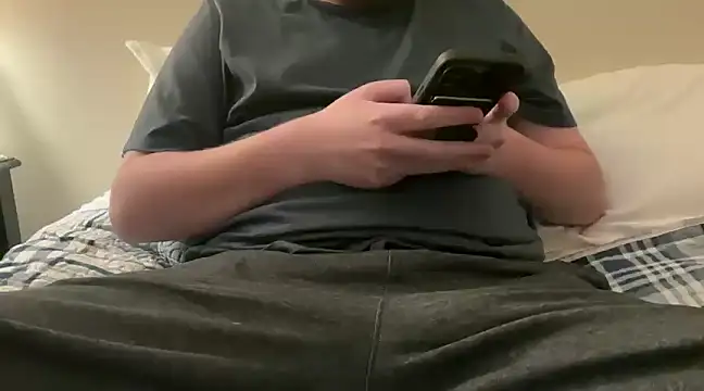 Snapshot of bmore235 chatting on 01/16/25, 04:07 bmore235 online show from 01/16/25, 04:07