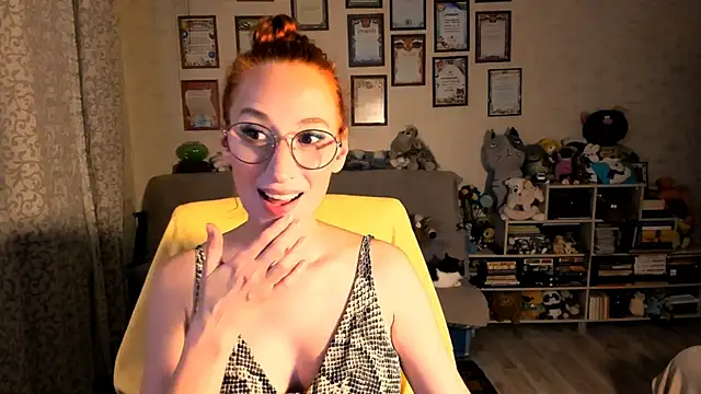 red rocco online show from 10/18/25, 03:46