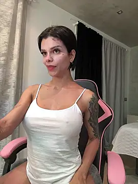 Snapshot of Rosariolovex chatting on 03/22/25, 06:36 Rosariolovex online show from 03/22/25, 06:36