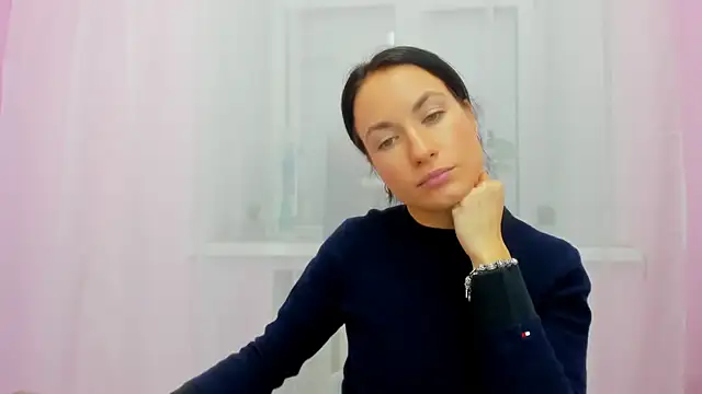 LeiilaBloom online show from 01/20/25, 05:27