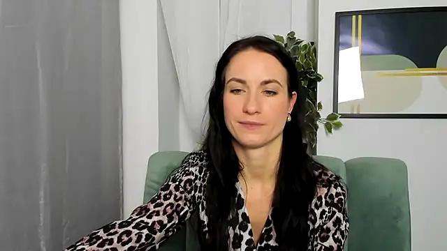LeiilaBloom online show from 02/14/25, 12:03