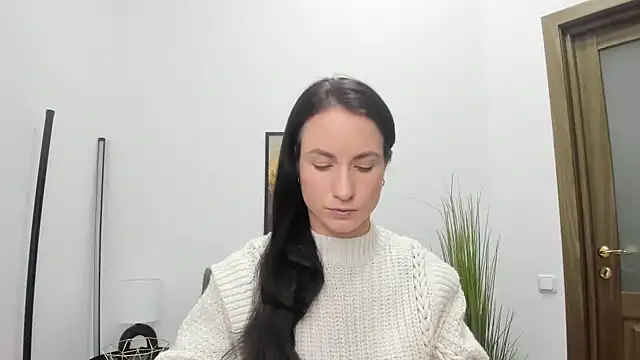 LeiilaBloom online show from 02/16/25, 02:43