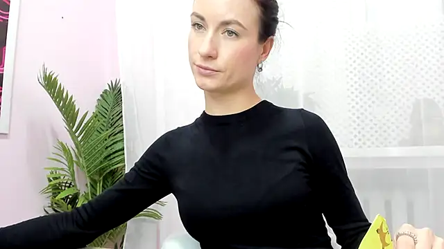 LeiilaBloom online show from 02/27/25, 01:07