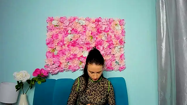 LeiilaBloom online show from 03/09/25, 02:54