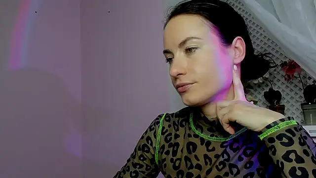 LeiilaBloom online show from 03/16/25, 01:38
