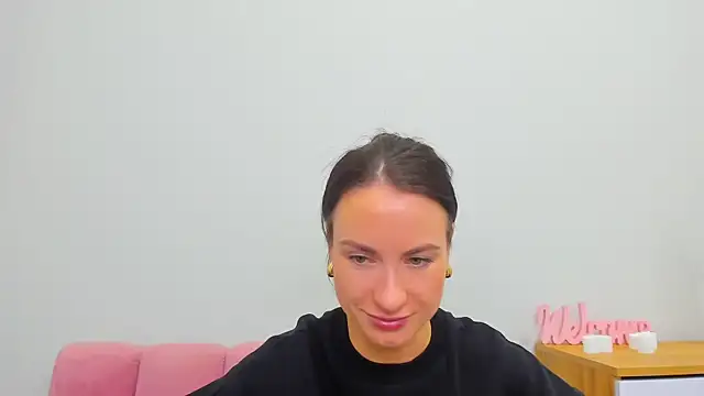 LeiilaBloom online show from 03/20/25, 09:59