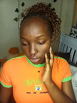 Snapshot of Vprettieeer chatting on 03/04/25, 04:38 Vprettieeer online show from 03/04/25, 04:38