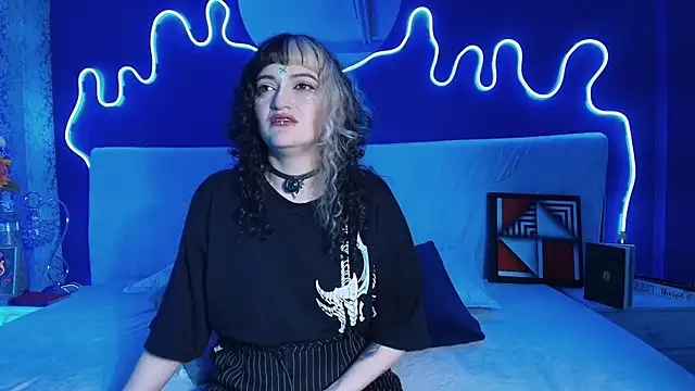 JeanneSabatier online show from 04/30/26, 08:57