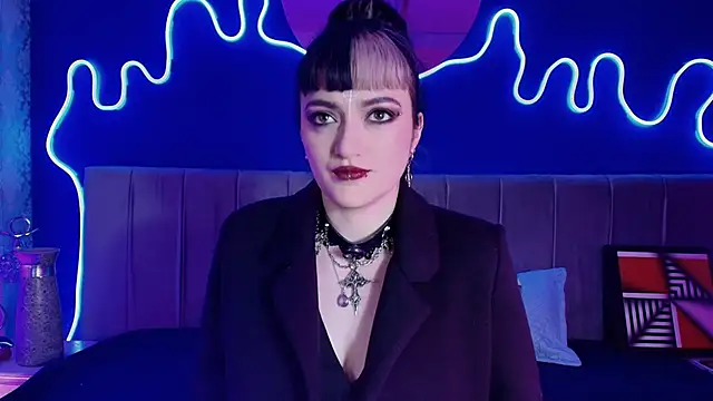 JeanneSabatier online show from 06/11/26, 07:34
