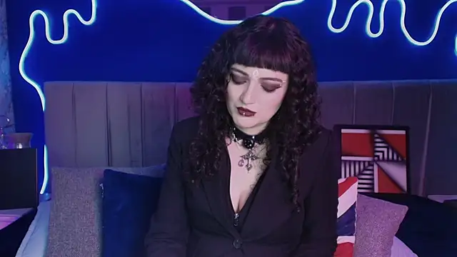 JeanneSabatier online show from 06/24/26, 07:13