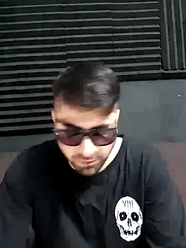 JonhChino online show from 02/25/25, 03:05