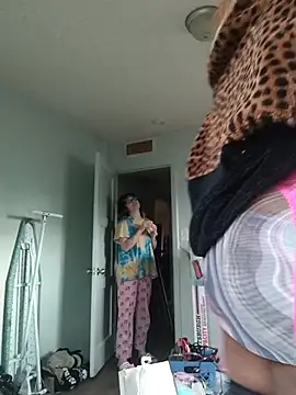 Snapshot of minsushimei chatting on 03/13/25, 12:05 minsushimei online show from 03/13/25, 12:05