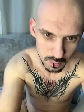 AssHunter4k online show from 02/14/25, 10:07