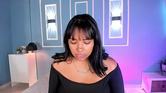 isabella zc online show from 06/26/26, 12:20