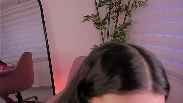 Snapshot of hannah_brady chatting on 01/23/25, 09:07 hannah brady online show from 01/23/25, 09:07