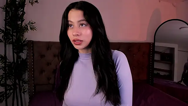 Snapshot of hannah_brady chatting on 02/07/25, 11:34 hannah brady online show from 02/07/25, 11:34