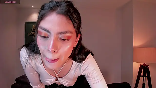 LannaCarterX online show from 01/29/25, 04:47