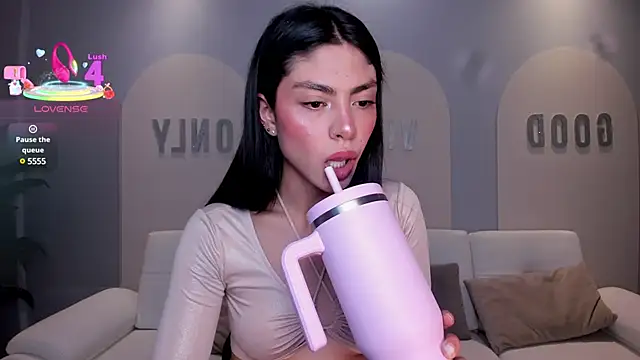 LannaCarterX online show from 02/13/25, 04:11