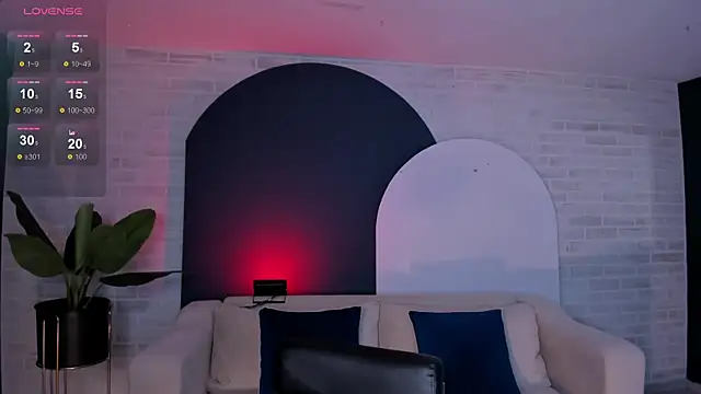 LannaCarterX online show from 03/13/25, 04:16