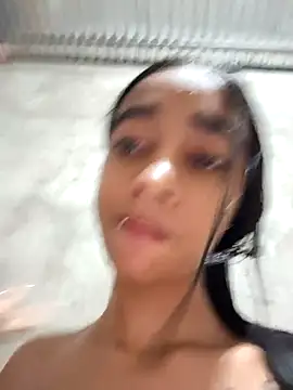 Snapshot of Zoe_Sweett18 chatting on 11/25/25, 12:27 Zoe Sweett18 online show from 11/25/25, 12:27