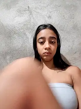 Snapshot of Zoe_Sweett18 chatting on 11/26/25, 12:28 Zoe Sweett18 online show from 11/26/25, 12:28