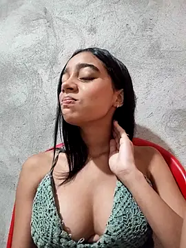 Snapshot of Zoe_Sweett18 chatting on 12/03/25, 06:28 Zoe Sweett18 online show from 12/03/25, 06:28