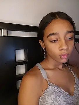 Zoe Sweett18 online show from 06/05/26, 06:46