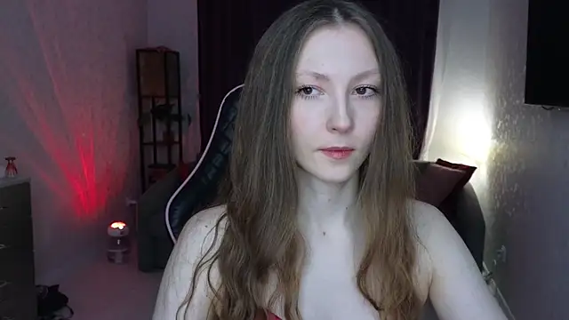 Snapshot of Sweeet_Lilit chatting on 12/17/25, 09:10 Sweeet Lilit online show from 12/17/25, 09:10