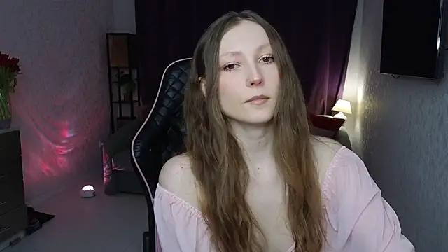 Snapshot of Sweeet_Lilit chatting on 03/08/26, 09:18 Sweeet Lilit online show from 03/08/26, 09:18