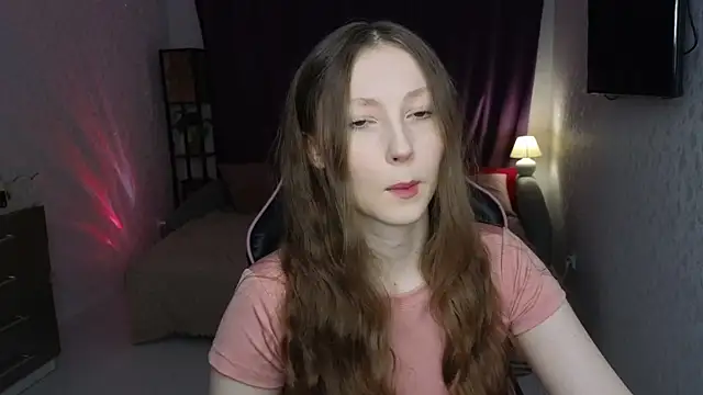 Snapshot of Sweeet_Lilit chatting on 04/22/26, 10:11 Sweeet Lilit online show from 04/22/26, 10:11