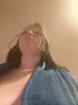 VenusandIppy online show from 10/17/25, 08:17