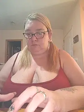 Snapshot of diosacurvy1984 chatting on 11/27/25, 08:05 diosacurvy1984 online show from 11/27/25, 08:05