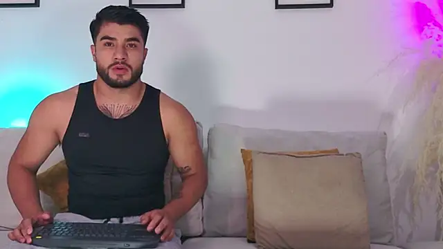 dylanspencer28 online show from 07/12/26, 12:01
