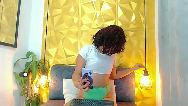 Snapshot of Kendra_Diiaz chatting on 01/30/25, 08:11 Kendra Diiaz online show from 01/30/25, 08:11