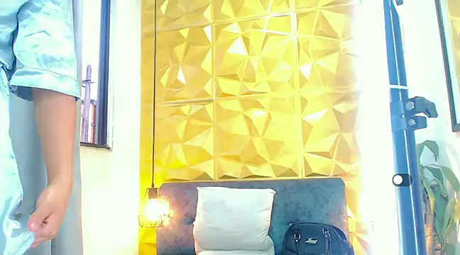 Snapshot of Kendra_Diiaz chatting on 02/04/25, 11:38 Kendra Diiaz online show from 02/04/25, 11:38